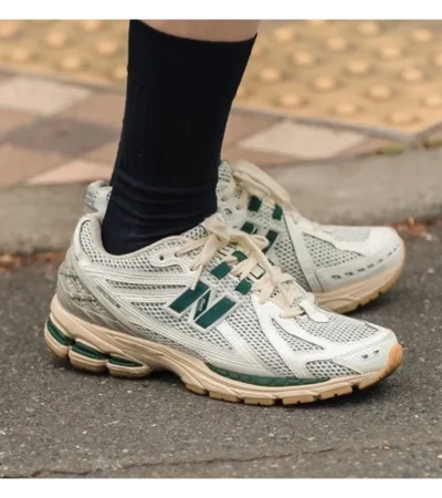Luxurious New Balance 1906R White-Green Shoes For Men (SFS1941) - Image 2