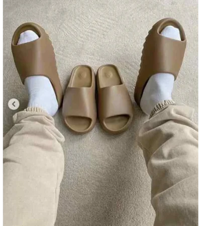 Premium Adiads Yeezy Slide Earth Brown Slides For Men (SP512)