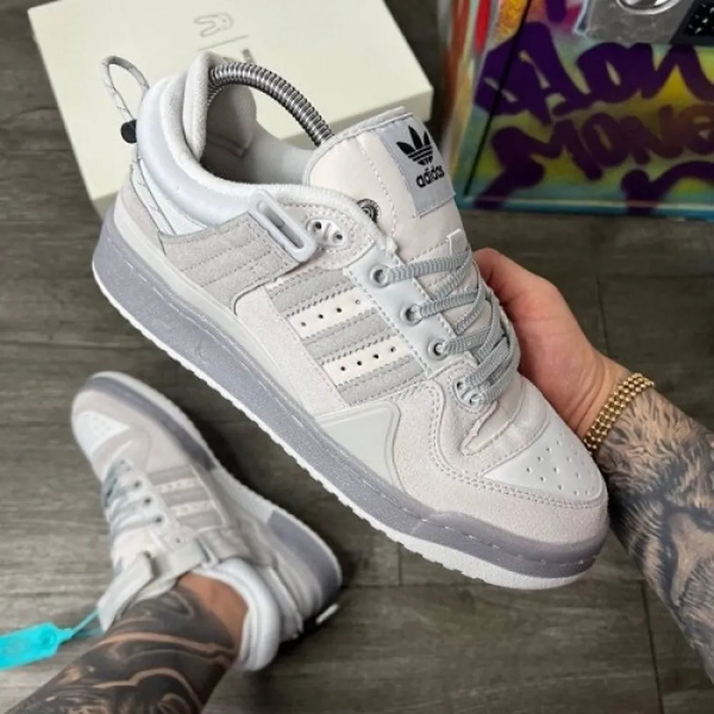 Premium-Adidas-Fourm-Bad-Bunny-Grey-Shoes-For-Men-Sw5863.Webp Premium Adidas Fourm Bad Bunny Grey Shoes For Men (Sw5863)