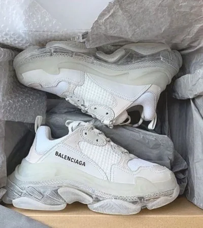 Premium Balenciaga Triple S Clear Sole White Shoes For Men (SFS1333)
