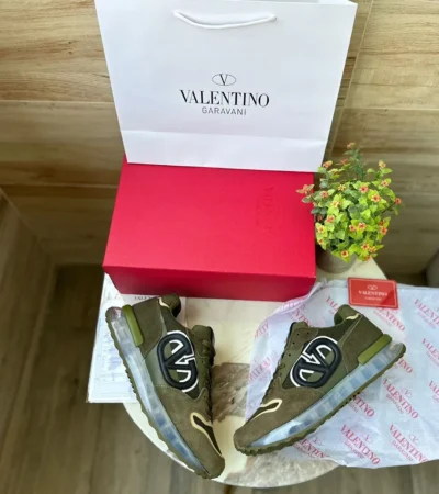Premium Maison Valentino Shoes For Men (SIS365)