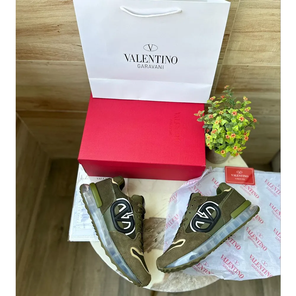 Premium-Maison-Valentino-Shoes-For-Men-Sis365.Webp Premium Maison Valentino Shoes For Men (Sis365)