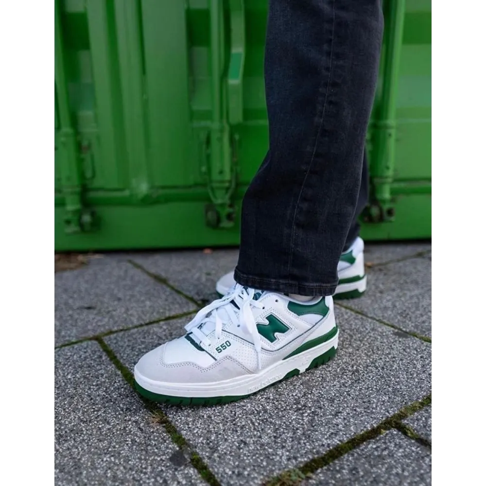 Premium-New-Balance-550-Green-Shoes-For-Men-Sw5883.Webp Premium New Balance 550 Green Shoes For Men (Sw5883)