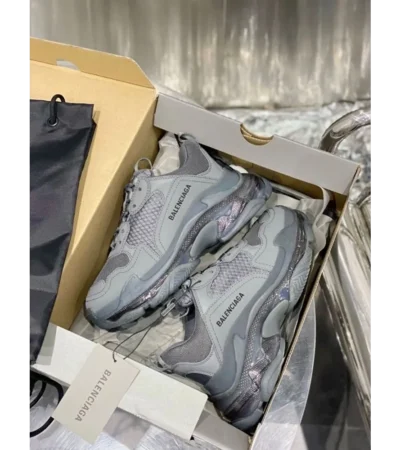 Trendy Balenciaga Triple S Shoes For Men (SW5636) - Image 2