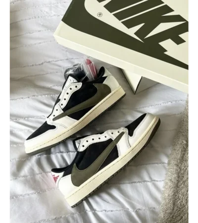 Trendy Nike Air Jordan Retro 1 Low Olive Shoes for Men (SW4758)