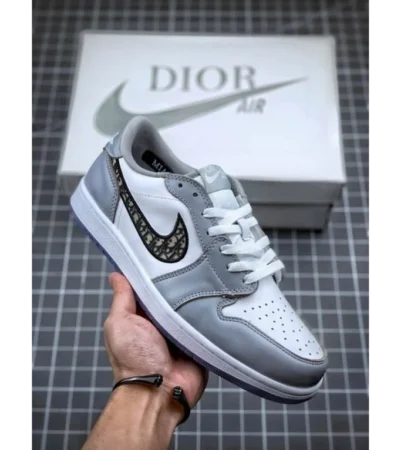 Trendy Nike Air Jordan Retro 1 Low Shoes for Men (SW4804) - Image 2