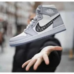 Trendy Nike Air Jordan Retro 1 R Shoes for Men (SW4774) - Image 3
