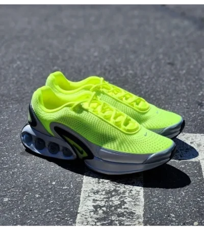 Trendy Nike Air Max Dn Volt Shoes For Men (SW5677)