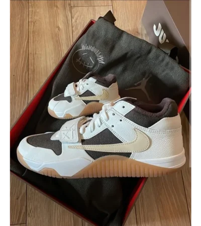 Trendy Nike Travis Scott X Air Jordan Jumpman Shoes For Men (SW6256) - Image 2
